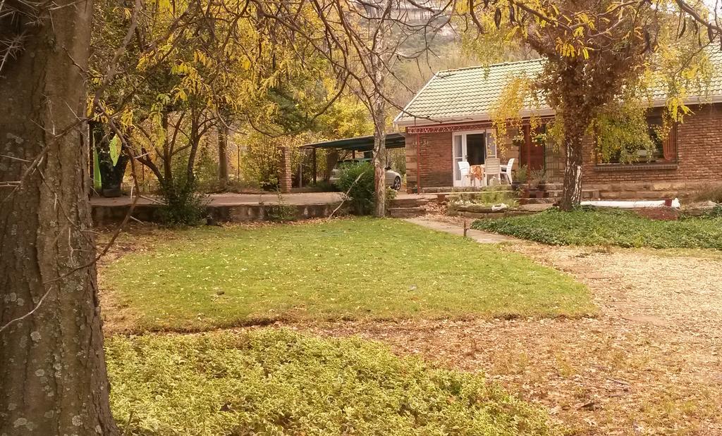 Woodlands Retreat Hotel Clarens Buitenkant foto